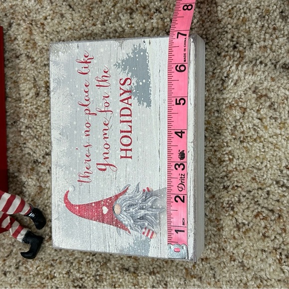 Lot of 3 Wooden Plaque Holiday Gnome Decorations GUC - Picture 3 of 9